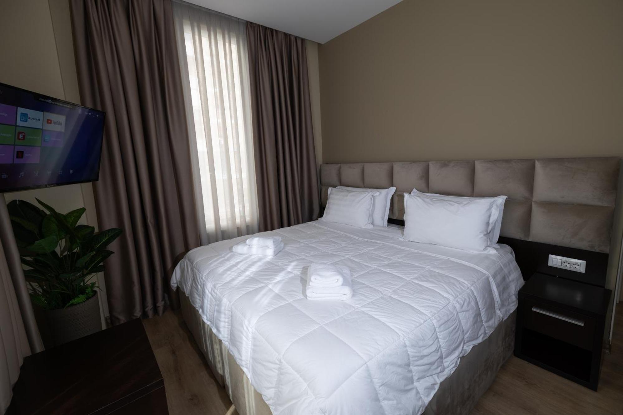 טיראנה 4R Colombo Hotel מראה חיצוני תמונה